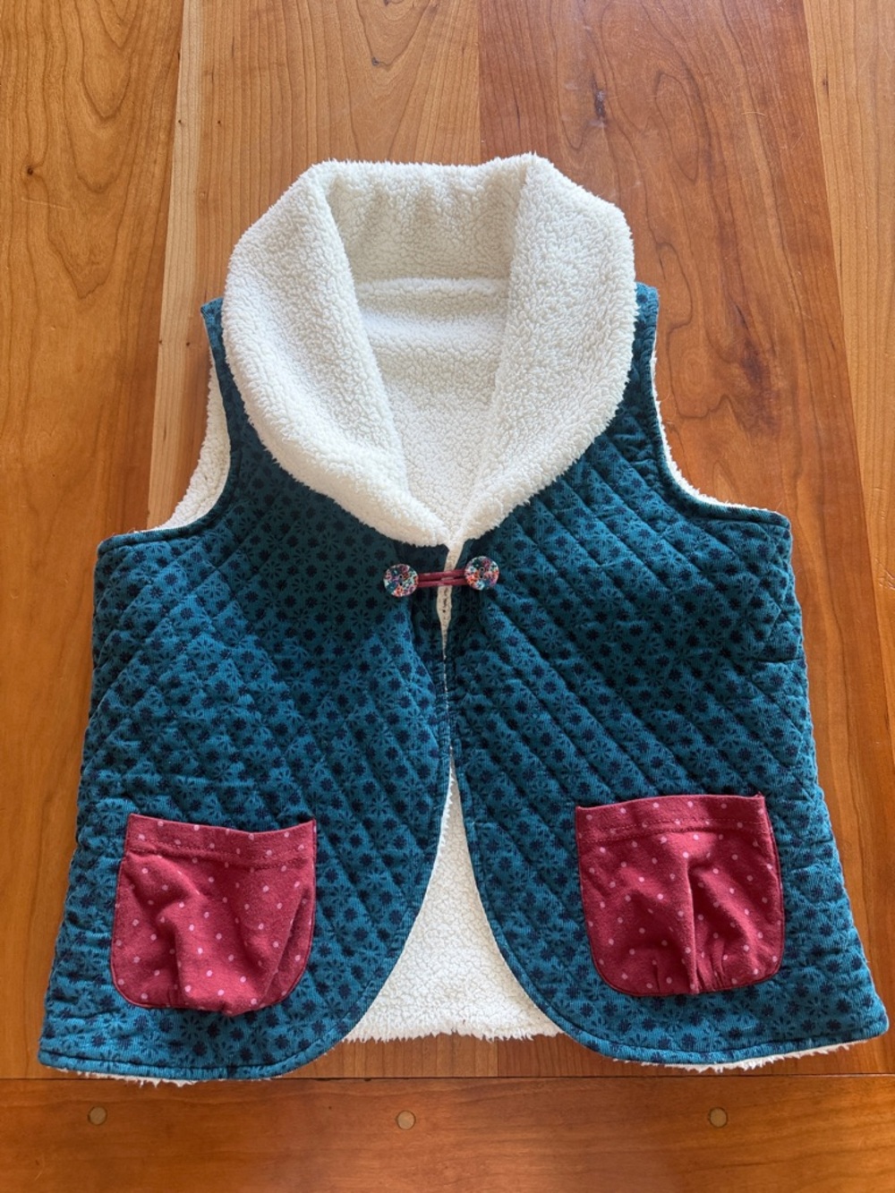 💙💕Matilda Jane Reversible Teal Quilted Vest with Cream Sherpa-(Size M)💕💙